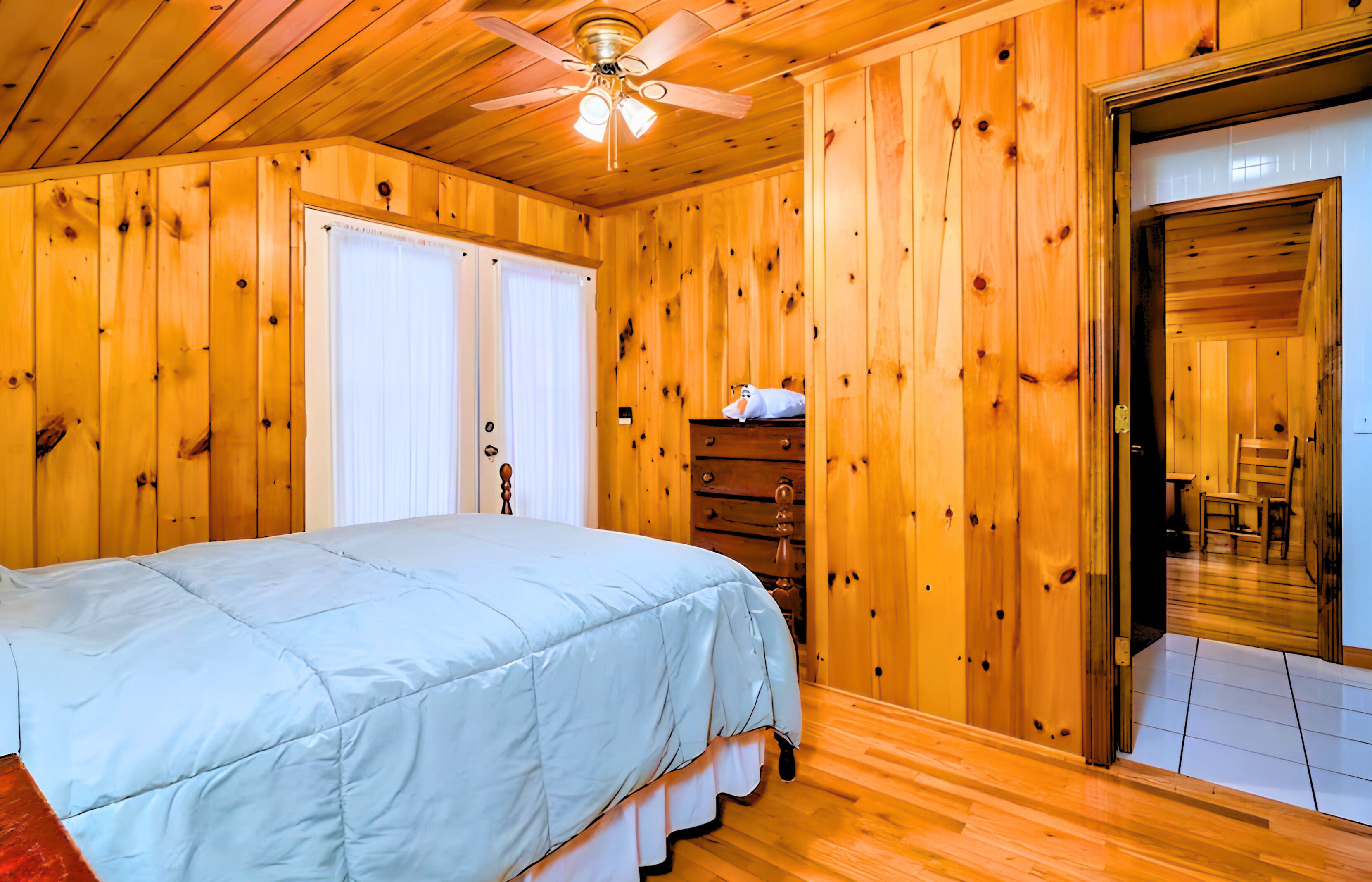 3 soverom, wi-fi (inkludert) og sengetøy