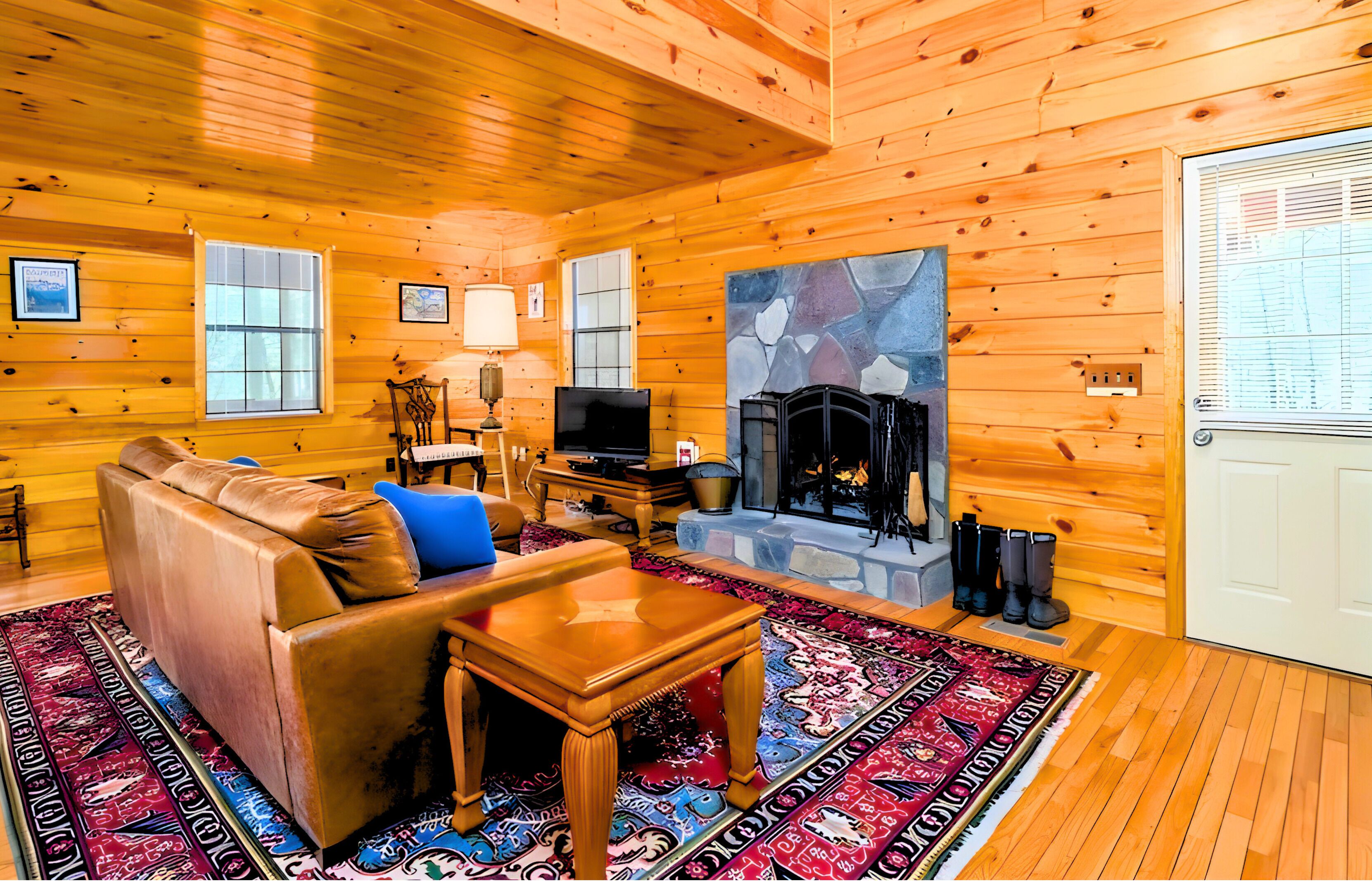 Télévision, cheminée