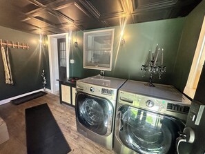 Interior - Serene 3-bedroom house with AC in charming  downtown Jim Thorpe (Jim Thorpe)