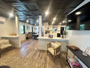 تلفزيون ذكي، كُتُب