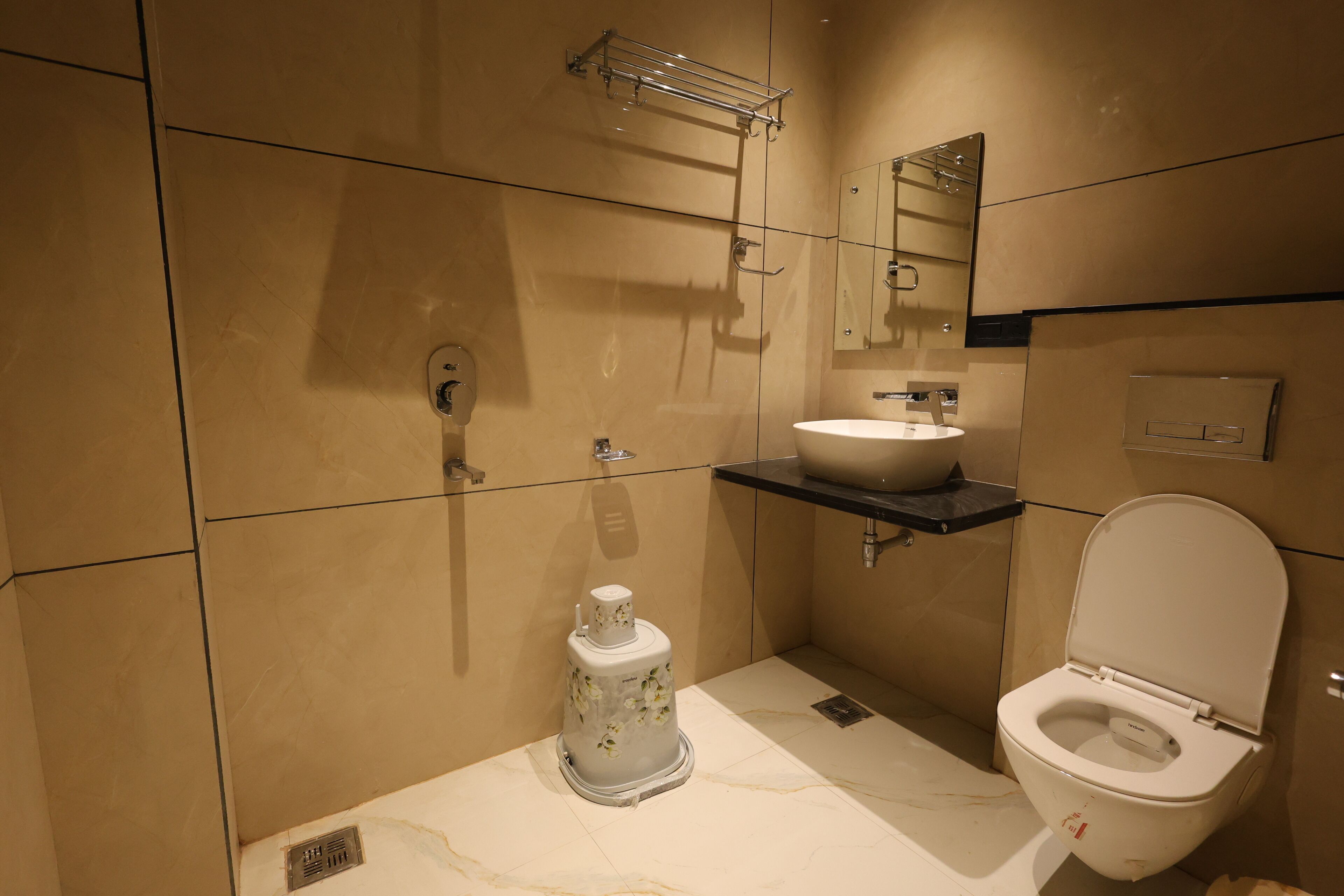 デラックス ダブルルーム シティビュー | デスク、ノートパソコン用作業スペース、WiFi (無料)