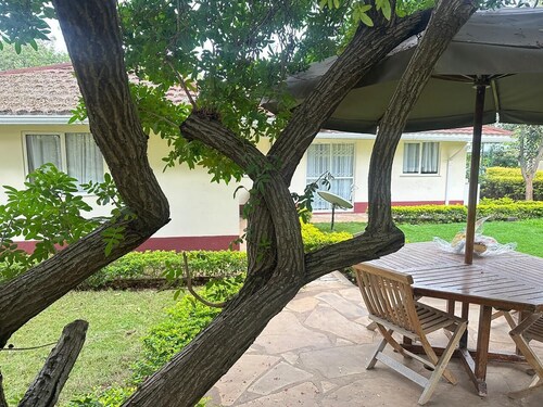 Luxury 4-bedroom villa with fitness room and AC in welcoming Athi River GP