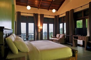 مكواة/لوح كي