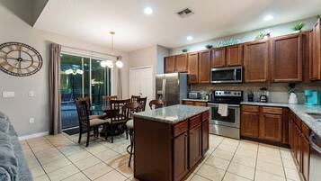 Casa (6 Bedrooms) | Planta do andar