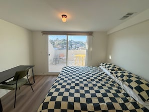 4 quartos, ferros/tábuas de passar roupa, Wi-Fi, roupa de cama