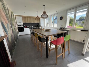 Dining - Ty Queff Lodge - Sainte Anne La Palud beach on foot (Plonévez-Porzay)