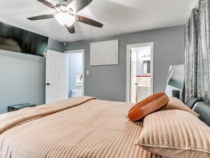 3 makuuhuonetta, silitysrauta/-lauta, Wi-Fi