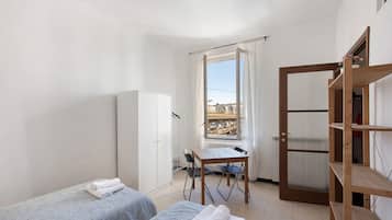 3 chambres, fer et planche Ă repasser, Wi-Fi, draps fournis