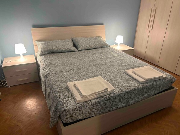 1 Schlafzimmer, Bügeleisen/Bügelbrett, WLAN, Bettwäsche