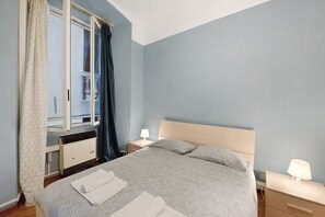 1 camera, ferro/asse da stiro, Wi-Fi, lenzuola