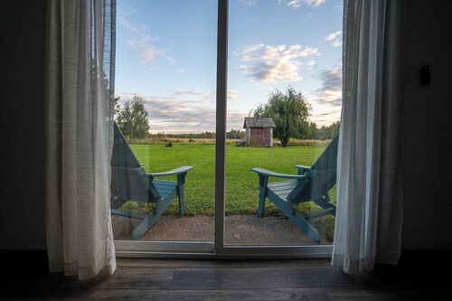 Peaceful 3-bedroom country house with AC near Ladysmith