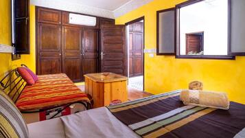 1 bedroom, travel crib, free WiFi, bed sheets