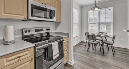 King 3BR Suite Mins to Downtown Raleigh