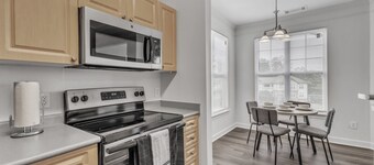 King 3BR Suite Mins to Downtown Raleigh