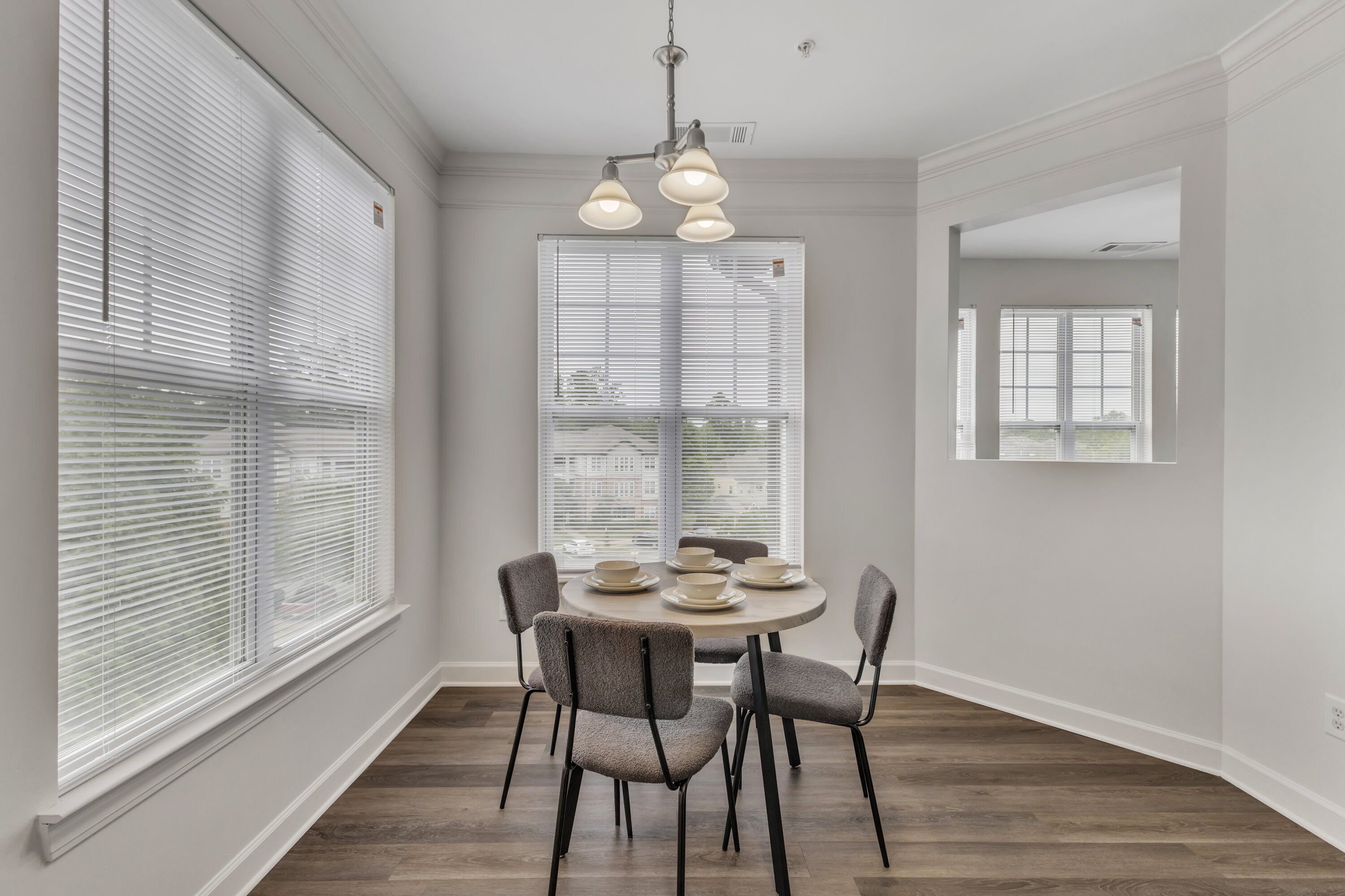 Apartment | Dining room
