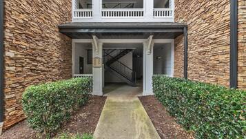 Bagian depan properti