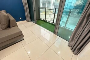 Unclassified image, 2 of 149, button - Summer Suites KLCC by Luna (Kuala Lumpur)