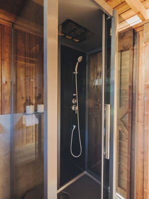 Comfort-Maisonette | Badezimmer