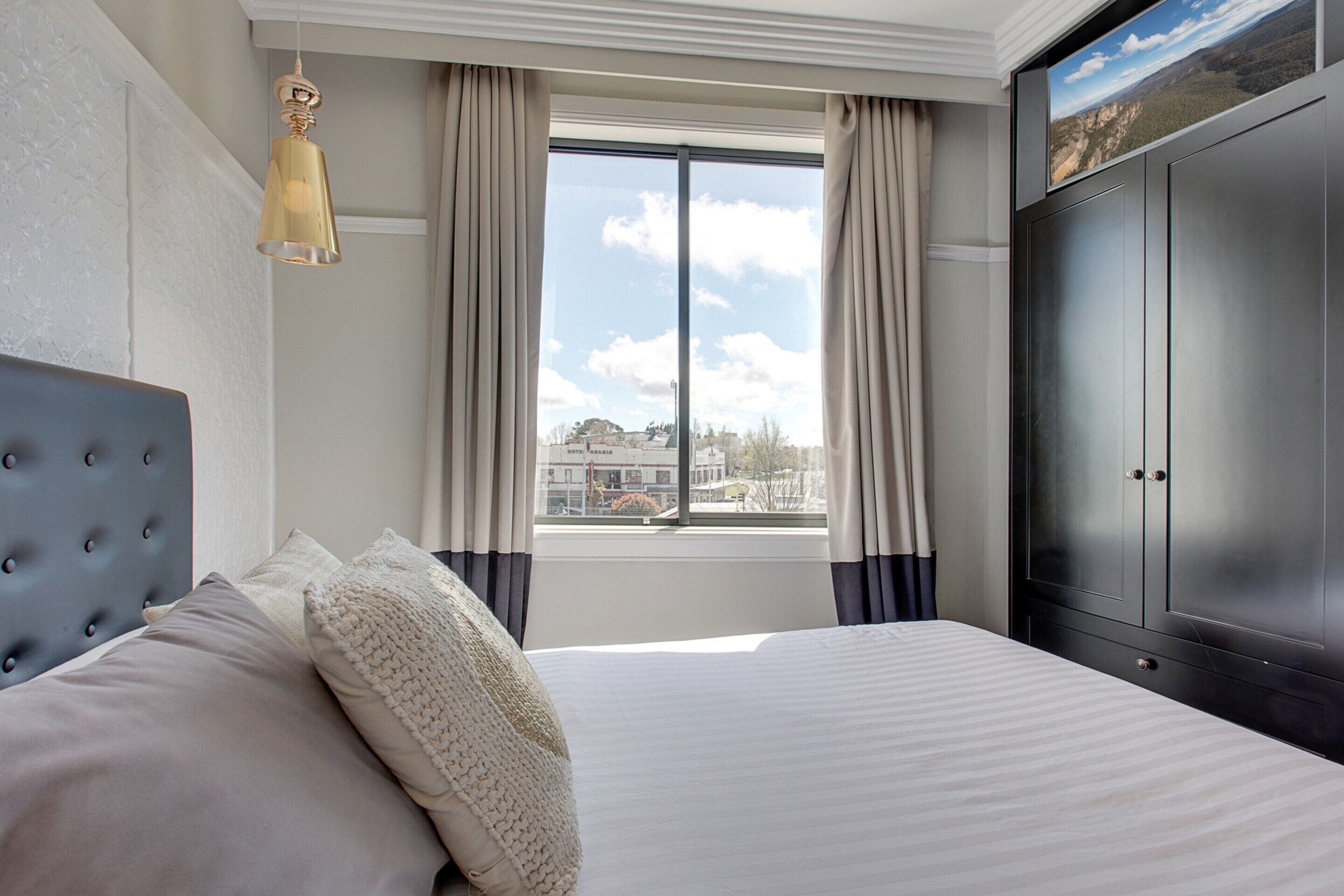 Apartment | 2 bedrooms, laptop workspace, iron/ironing board, bed sheets