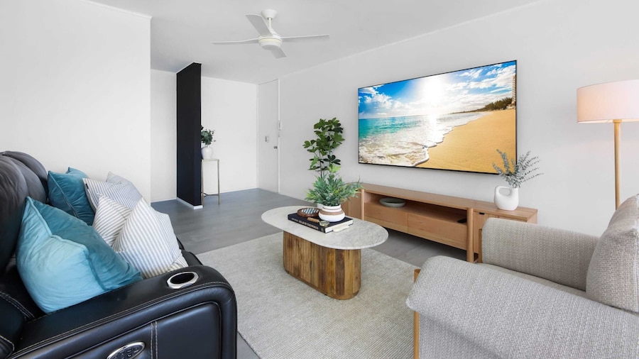 Stylish 2-bed in Surfers Paradise With River Views
