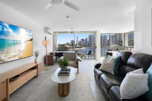 Apartment | Living room