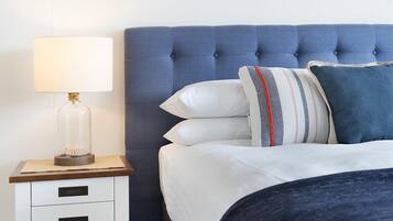 Nhà | Khu vực làm việc phù hợp cho laptop, bàn ủi/dụng cụ ủi quần áo