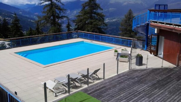Pool - 2-room Apartment for 5 People With a Beautiful View of the Valley, Close to the Cable car in the Village of Charmettoger in Arc 18 (Bourg-Saint-Maurice)
