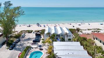 Sun-loungers, beach towels