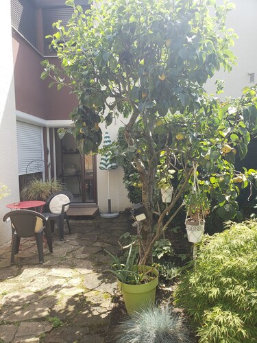 Chambre avec accès indépendant et kitchinette