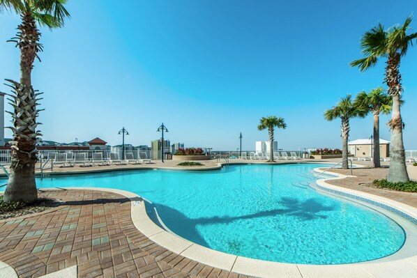 Pool - Laketown Wharf 1213 (Panama City Beach)