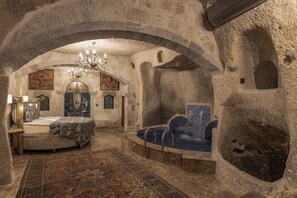 Cribs/infant beds - Göreme Cave Suites (Goreme)