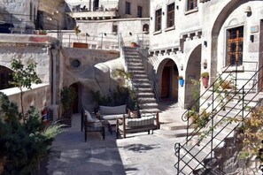 Garden - Göreme Cave Suites (Goreme)