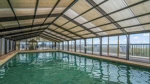 Outdoor pool - Regency Towers 907- Oceanfront 3BR- Pool (Myrtle Beach)