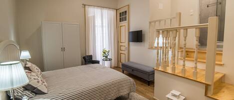 Internet, bed sheets