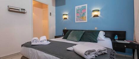 1 makuuhuone, työpöytä, ilmainen Wi-Fi, vuodevaatteet