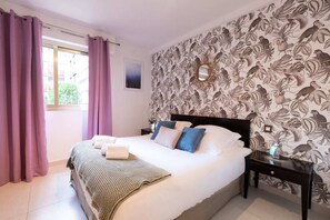 2 chambres, bureau, accès au Wi-Fi (inclus), literie fournie