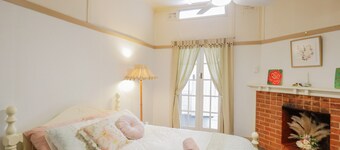 Cosy 3-bed Home With Fireplace & Outdoor BBQ