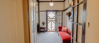 Cosy 3-bed Home With Fireplace & Outdoor BBQ