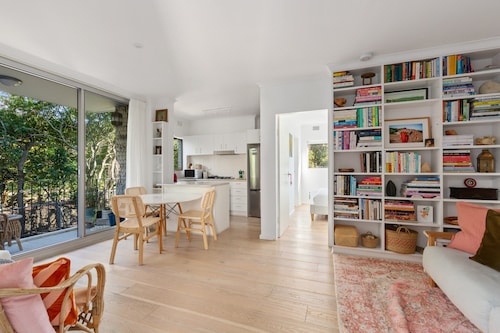 Lovely Harbourside 1-bed Close To Sydney Landmarks