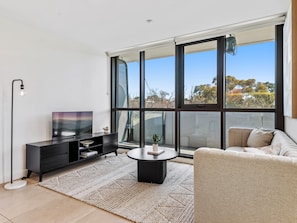 Apartment | Living room - Light Filled Apartment by Albert Park Lake (Melbourne)