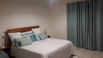 2 chambres, fer et planche Ă repasser, draps fournis