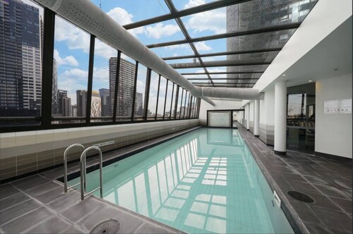 Stylish Southbank 2-bed Flat w/ Balcony