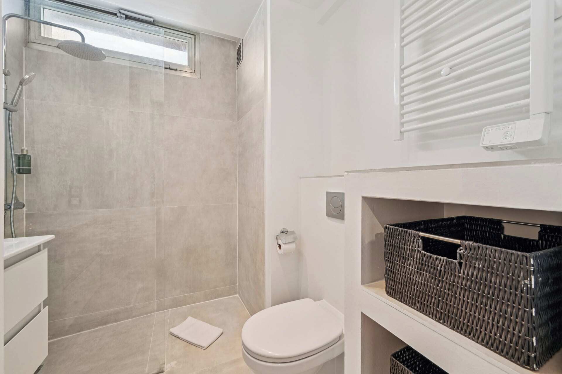 Hair dryer, towels
