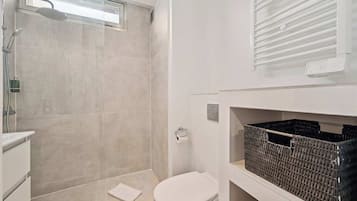 Hair dryer, towels