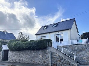 Exterior - 800 metres from the beach, between new and vintage, parking & pets (PLÉRIN)