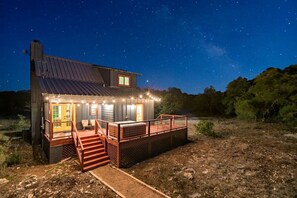 Exterior - Stylish Hill Country Cabin for Relaxing Texas Vacations (Wimberley)