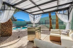 Pool - Gillette · Heated Pool with Cabana & Game-Room (Las Vegas)