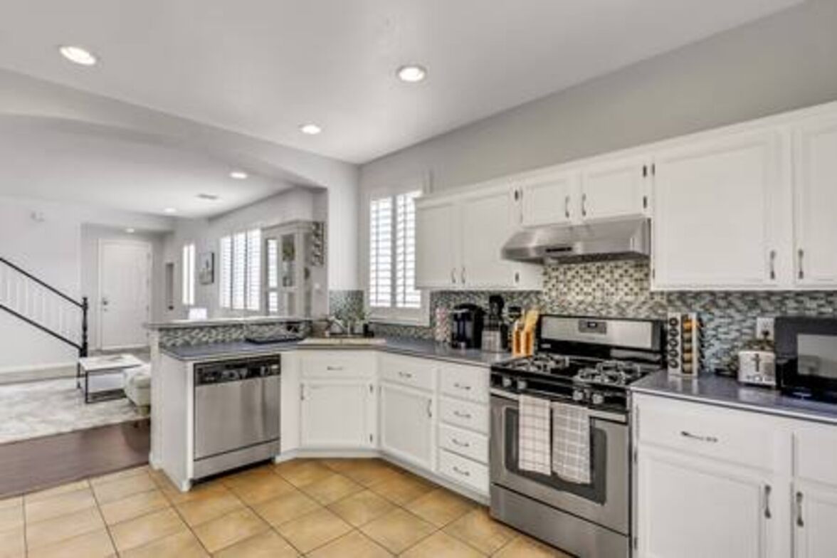 Fridge, microwave, dishwasher, toaster