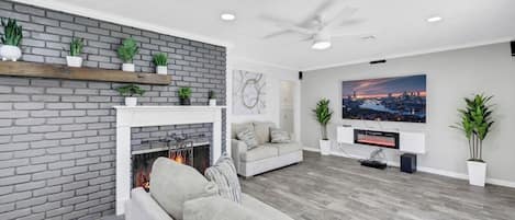 Smart TV, fireplace, offices