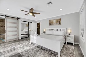 5 soverom, strykejern/-brett, wi-fi og sengetøy